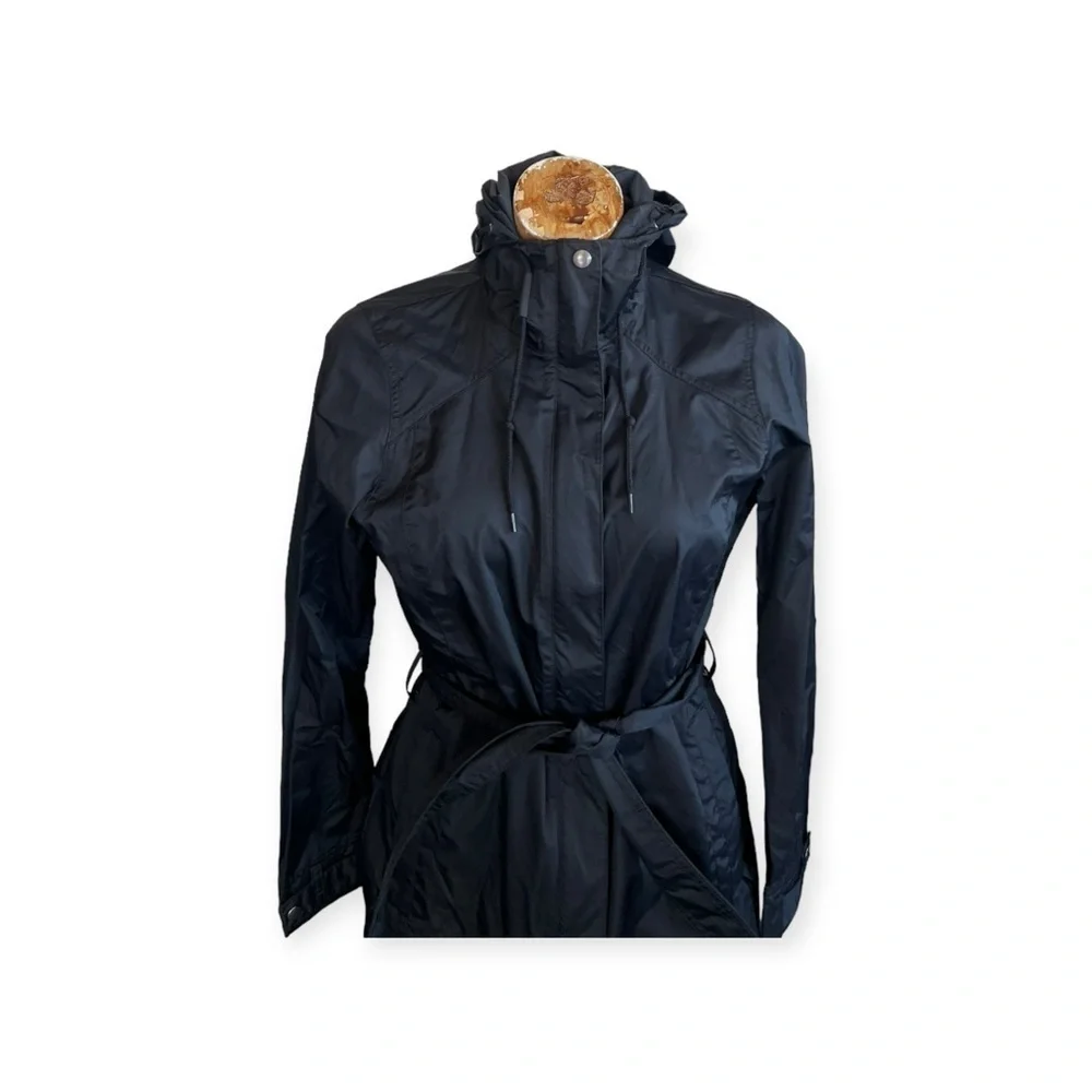 Columbia Sports wear jacket black windbreaker hood small outdoor